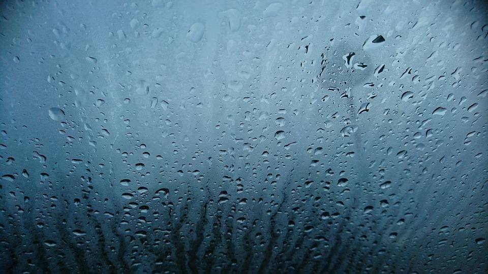 water-drops-2873925_960_720.jpg